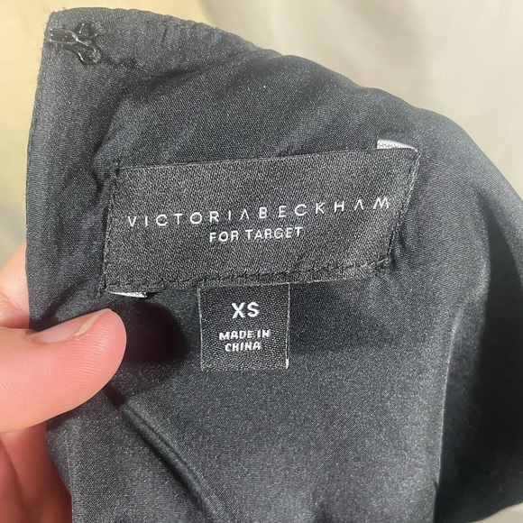 Black Tank Top with scallop Trim Size XS - Picture 5 of 7